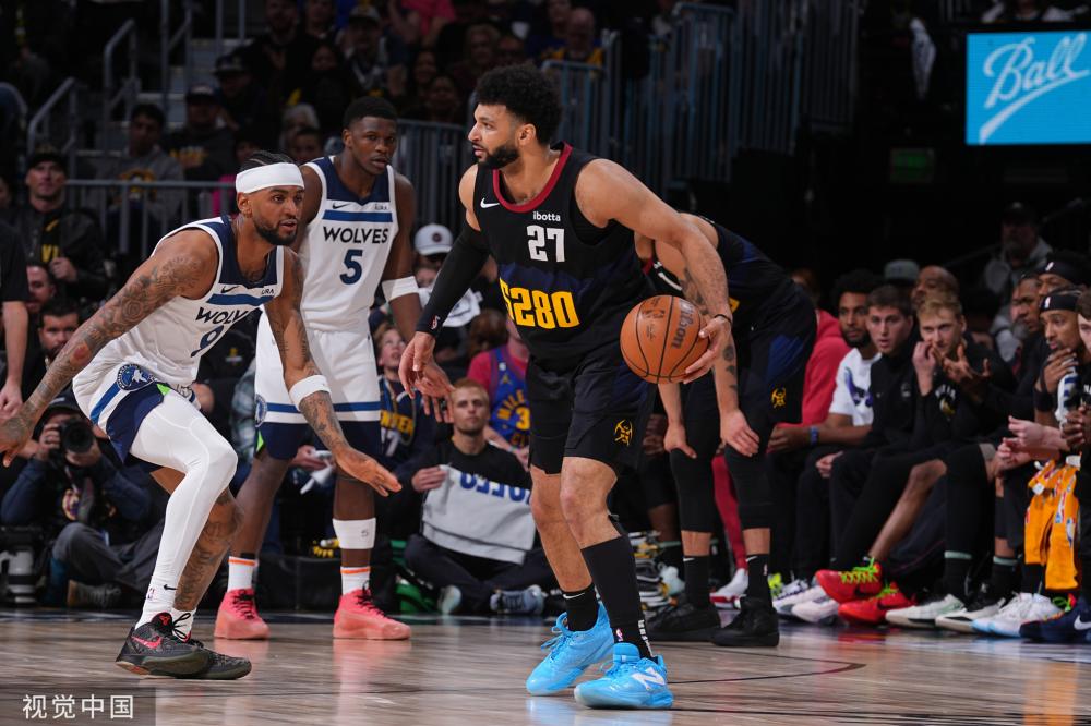 以及她成为 以及她成为